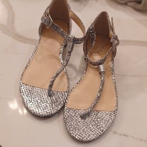 Vince Camuto Metallic Snake Print Silver & Black Sandals Size 7M